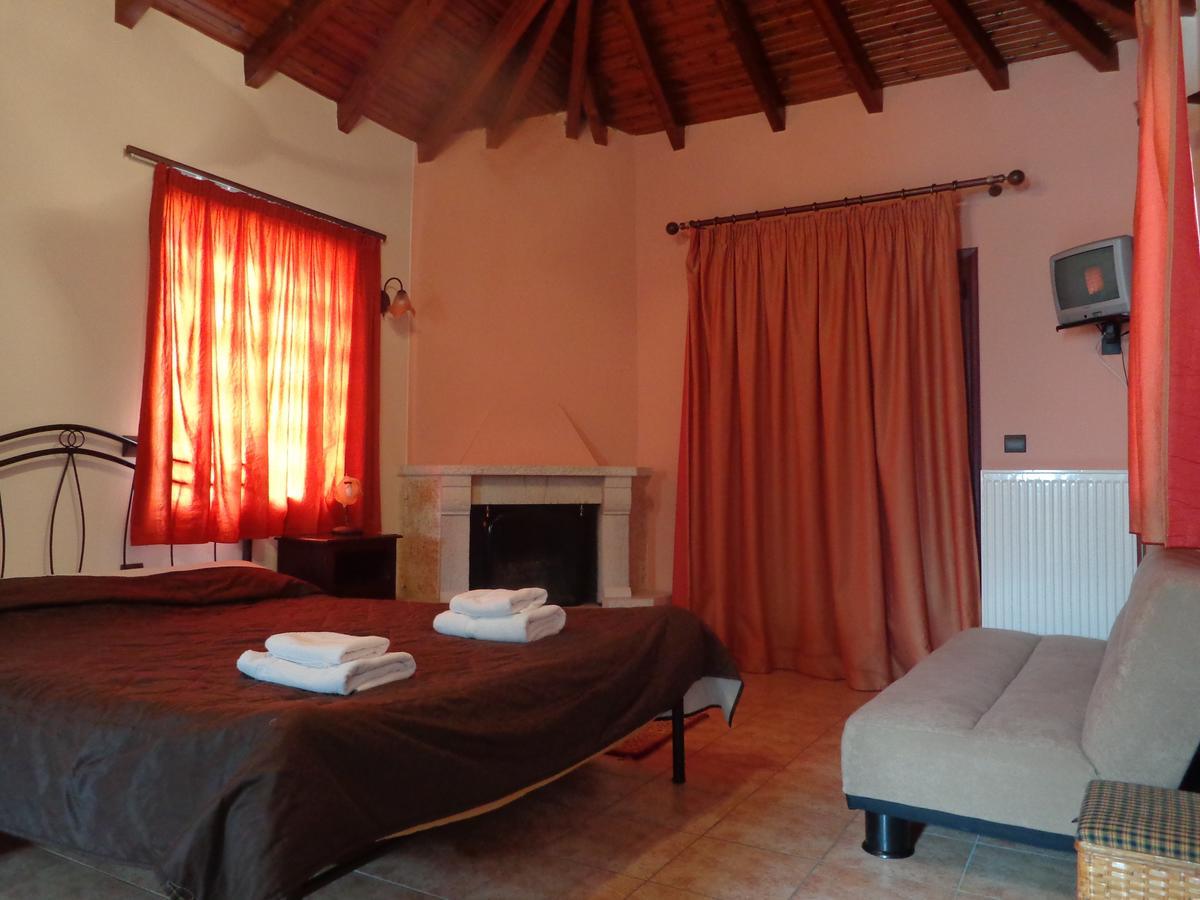 Alonaki Guesthouse Platanos  Exterior photo
